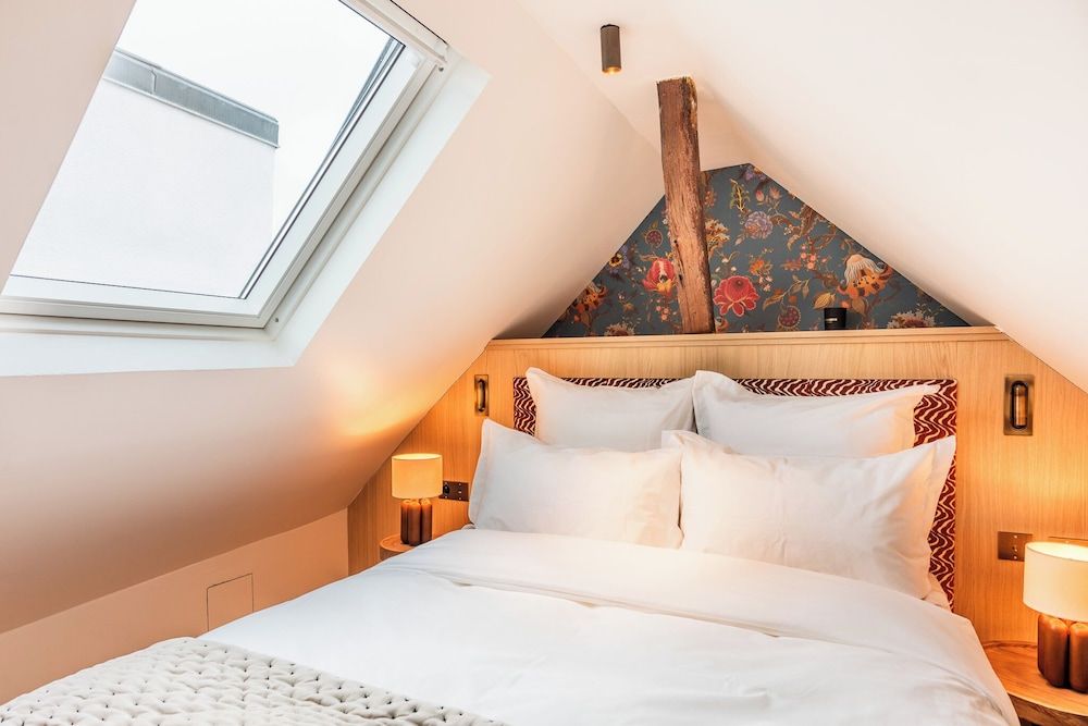 MATISSE - Two-Bedroom Superior Duplex Apartment