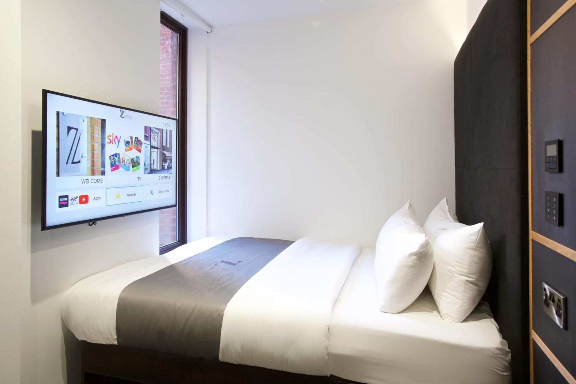 Accessible Queen Room