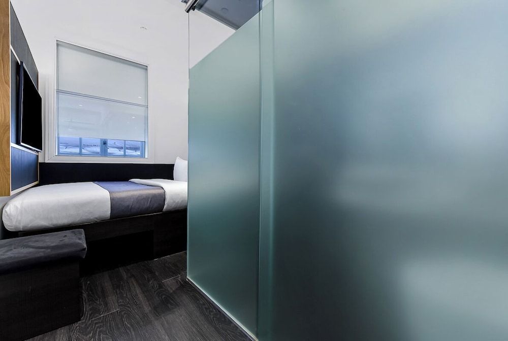 The Z Hotel Holborn Queen Room