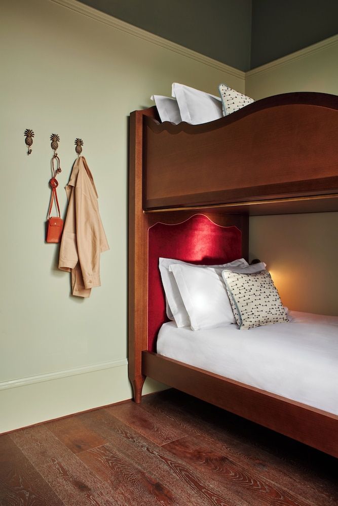 The Hoxton Edinburgh Snug Bunk