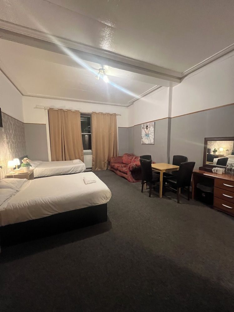 Classic Quadruple Room