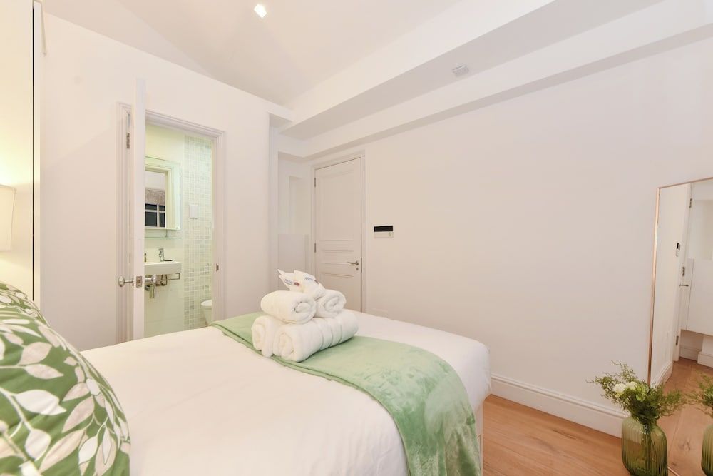 Superior Apartment, Balcony, City View