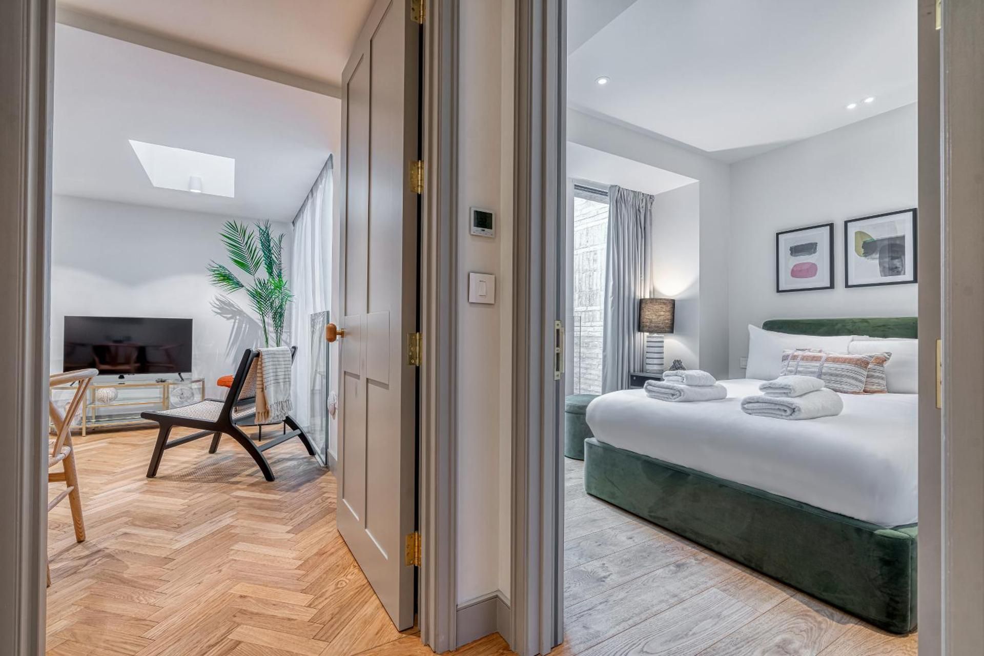 One-Bedroom Apartment