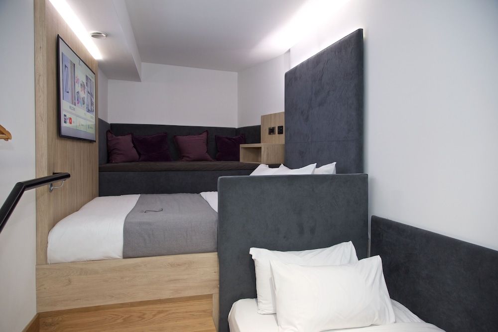 Club Family Room