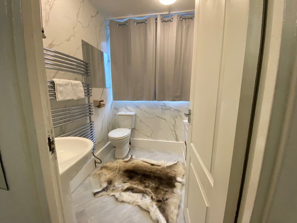 London Charm - 3 Bedroom House Near Canary Wharf House 14