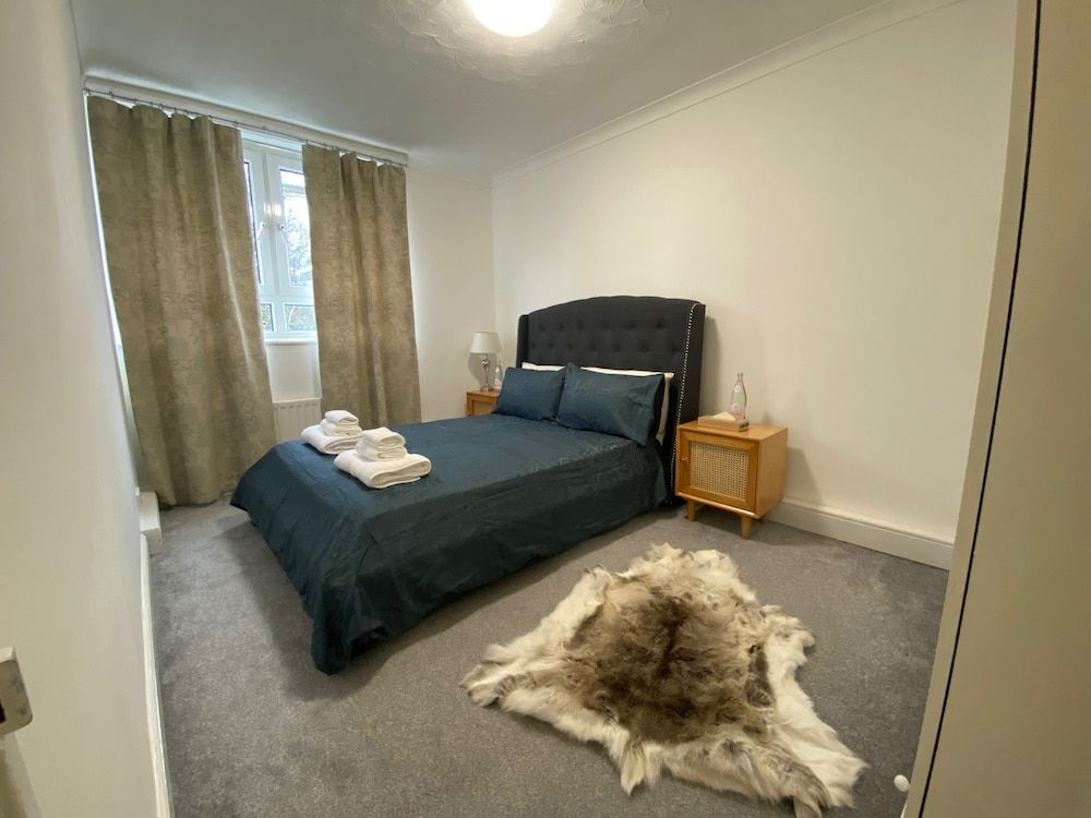 London Charm - 3 Bedroom House Near Canary Wharf House 8