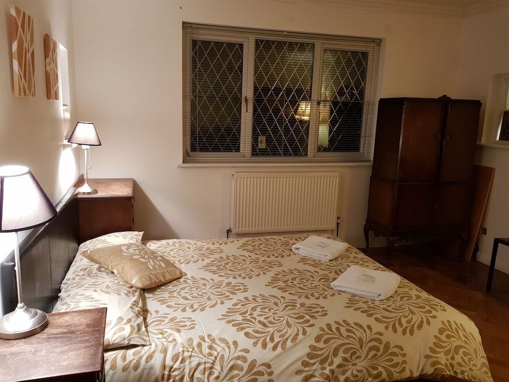 Standard Double Room, Shared Bathroom