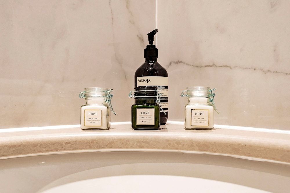 The Smooth Velvet - by Out of Office Lifestyle Apartment, Accessible 13