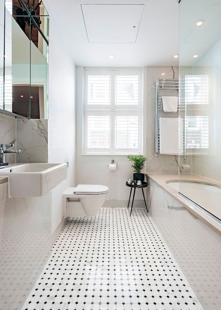 The Smooth Velvet - by Out of Office Lifestyle Apartment, Accessible 12