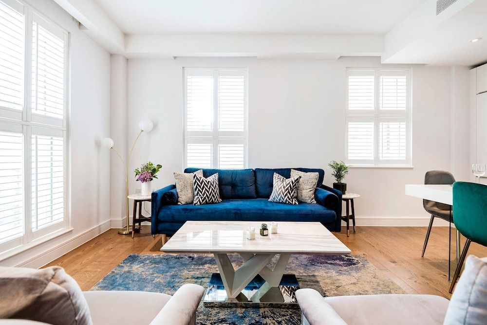 The Smooth Velvet - by Out of Office Lifestyle Apartment, Accessible 21