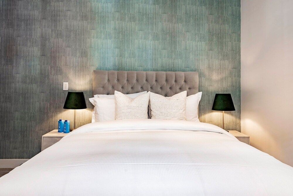 The Smooth Velvet - by Out of Office Lifestyle Apartment, Accessible 5