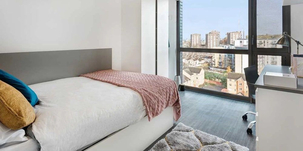 Apartment, City View