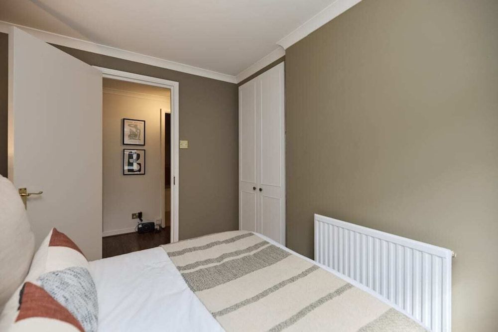 Apartment (2 Bedrooms)