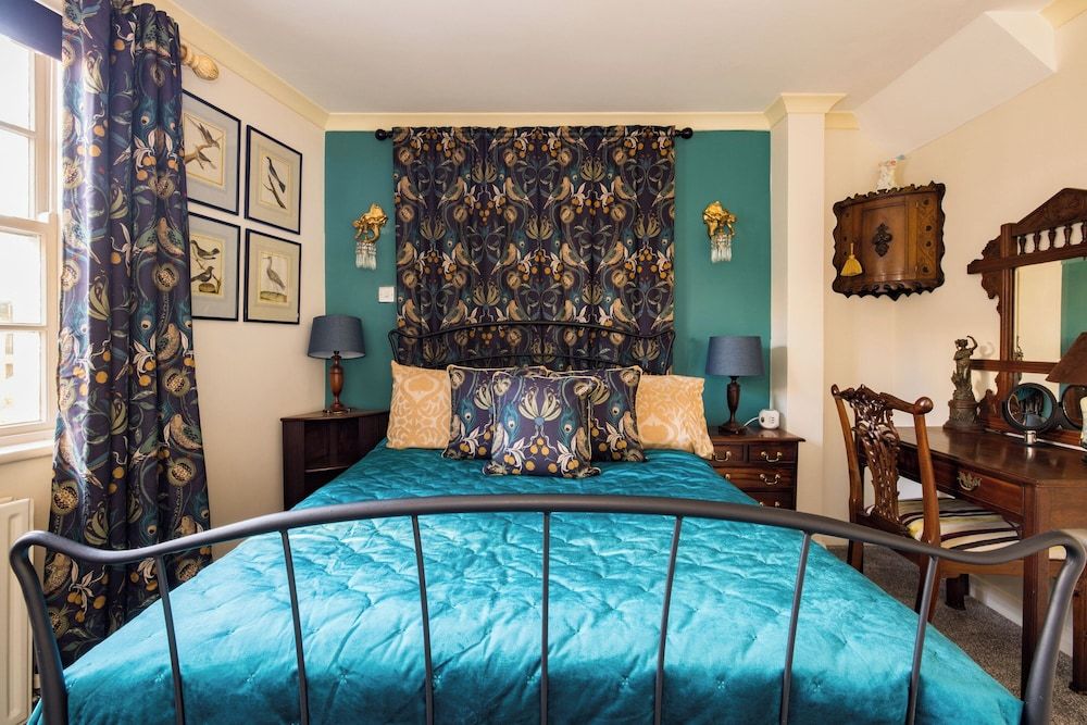 Mayfair 9-bed Townhouse - Sleeps 16, Patio & Ac House 8