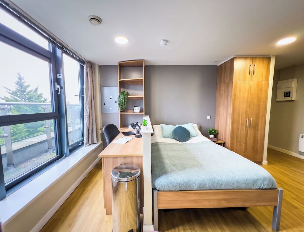 Studio, Non Smoking, City View