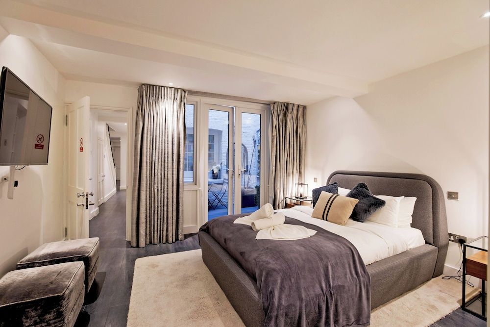 Imperial Victoria Square Apartment, 1 Bedroom 4