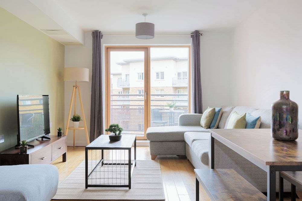 Apartment, Balcony