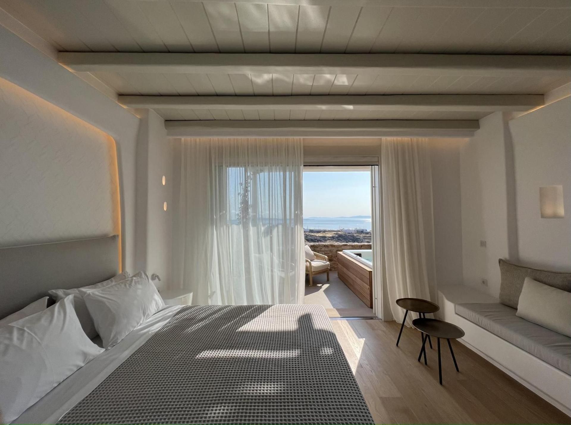 Deluxe Junior Suite with Hot Tub