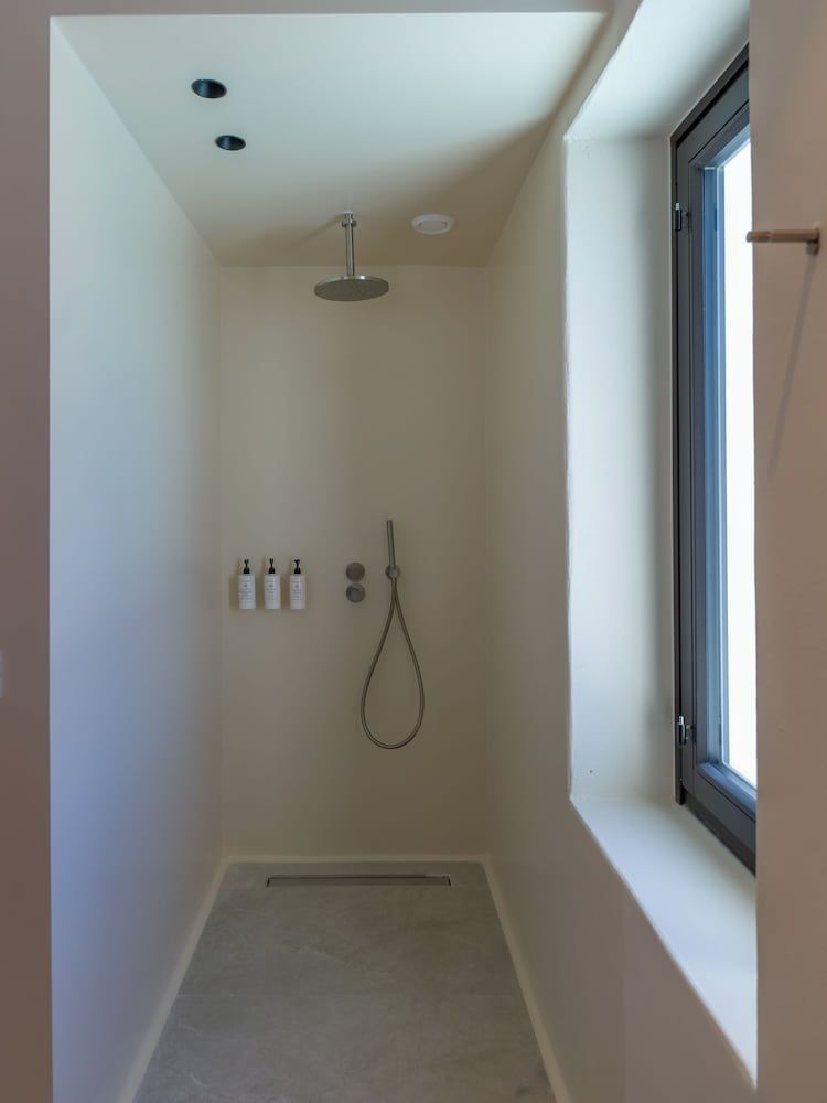 VE ZO Suites Mykonos Comfort Double Room 2