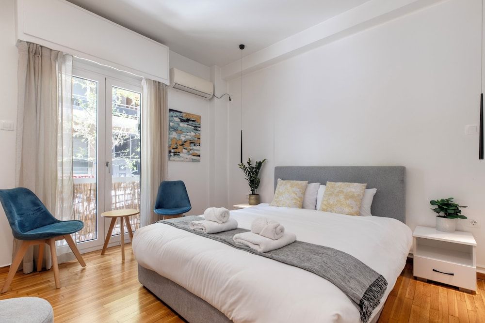 Studio, 1 Double Bed, Kitchen, City View