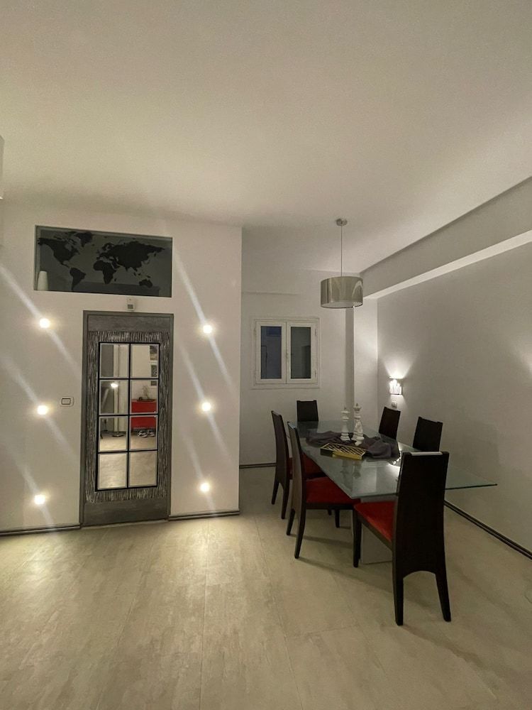 Victoria Penthouse