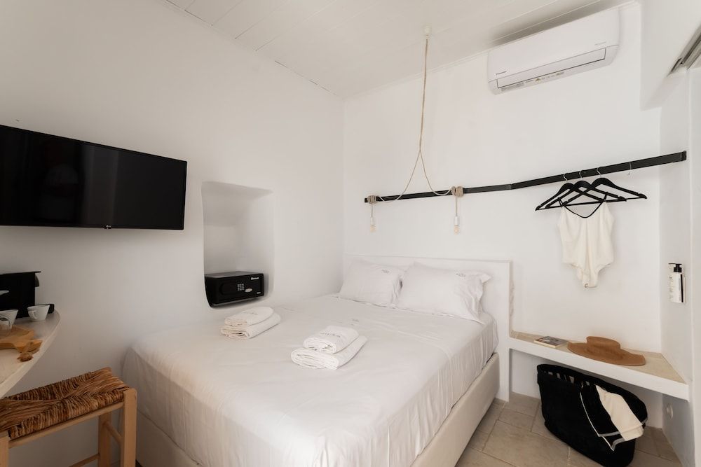 Luxury Studio
