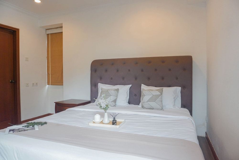 Spacious And Luxury 3Br At Sudirman Tower Condominium Apartment