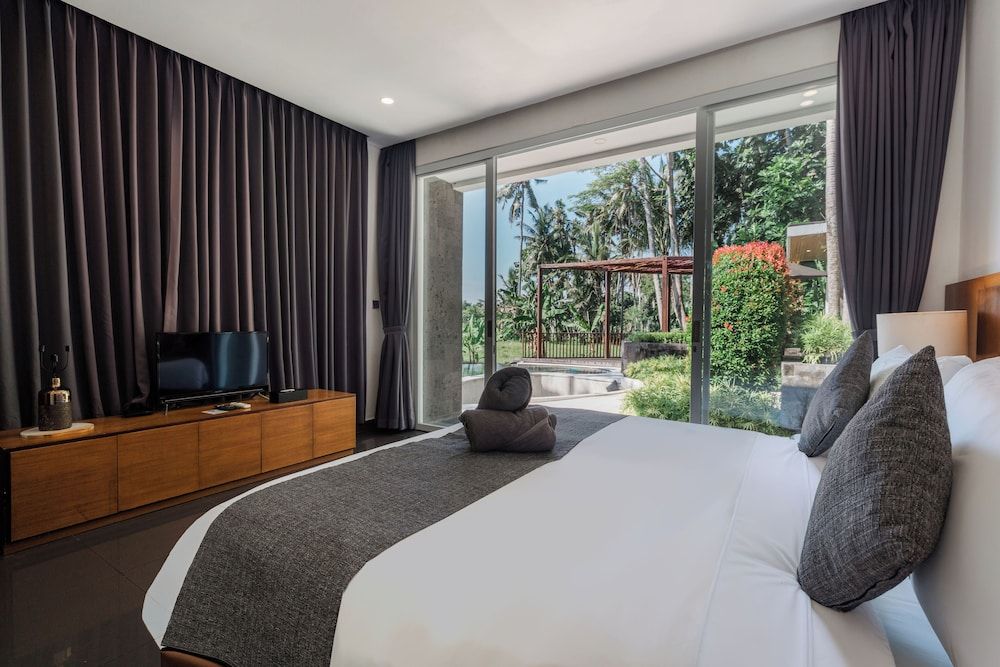 Coconut Grove Ubud Villa by Betterplace Luxury Villa 8