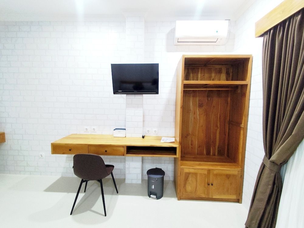 Rumah Candri Classic Double Room, Balcony 9