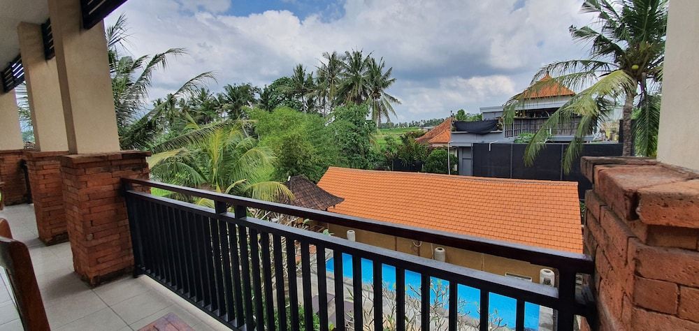 Buah Nagasari Ubud Villa Deluxe Room, Pool View 13