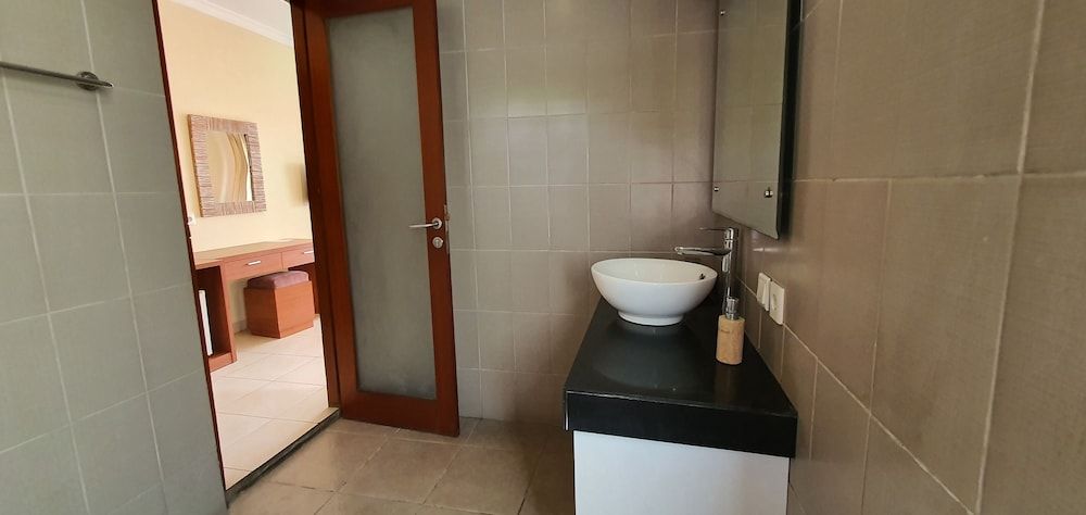 Buah Nagasari Ubud Villa Deluxe Room, Pool View 14