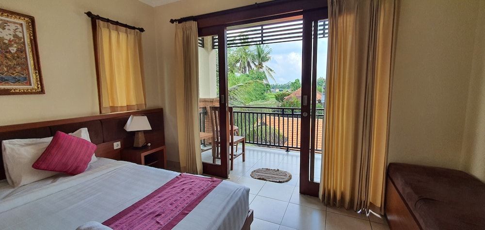 Buah Nagasari Ubud Villa Deluxe Room, Pool View 7