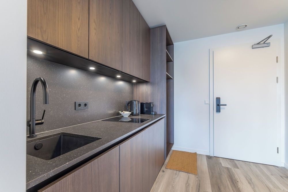 Hlemmur Suites Superior Studio 14