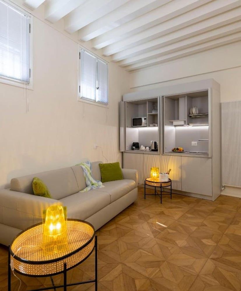 Exclusive Apartment, Garden View