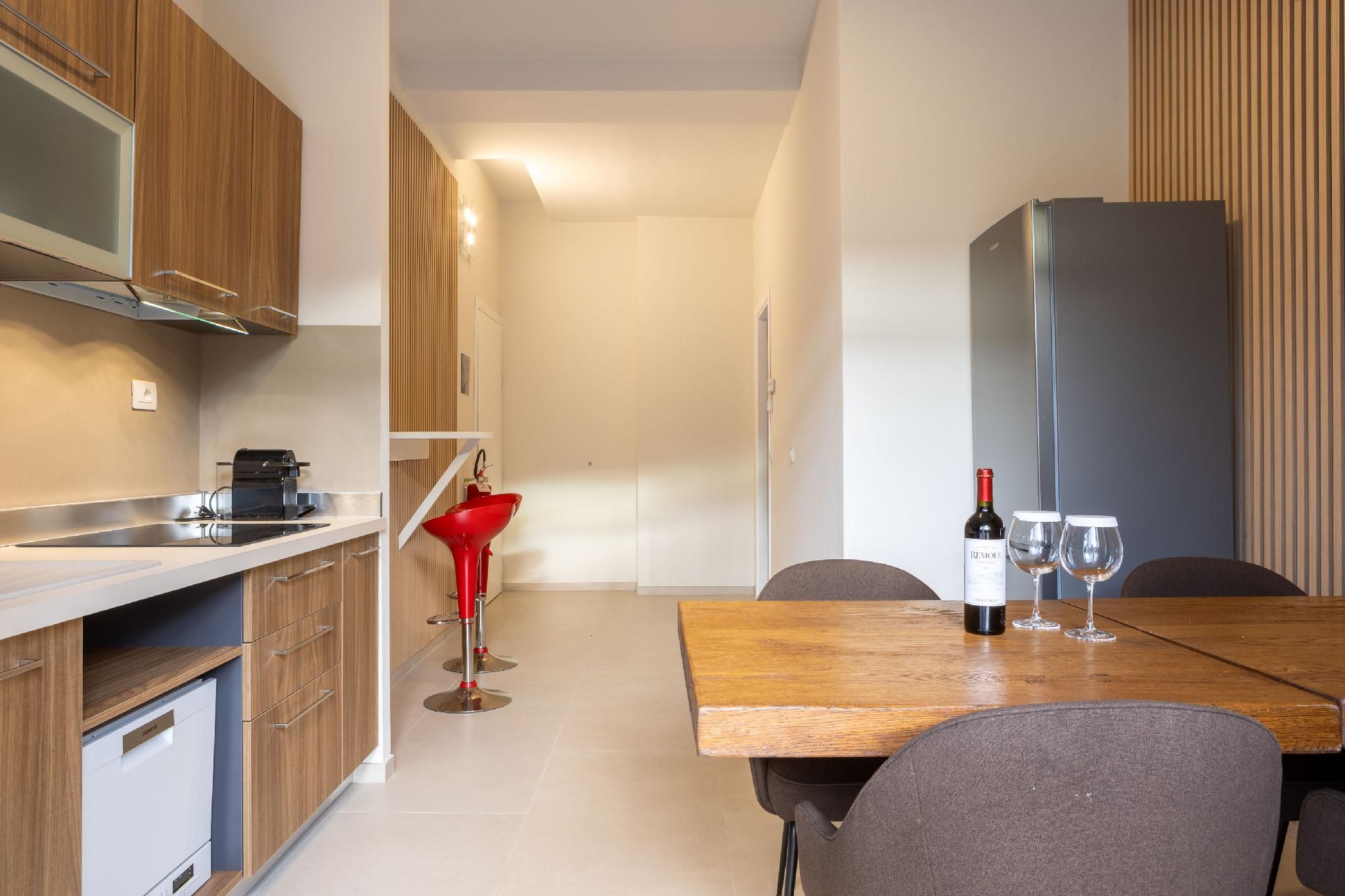 2-Bedroom Apartment - Non-Smoking