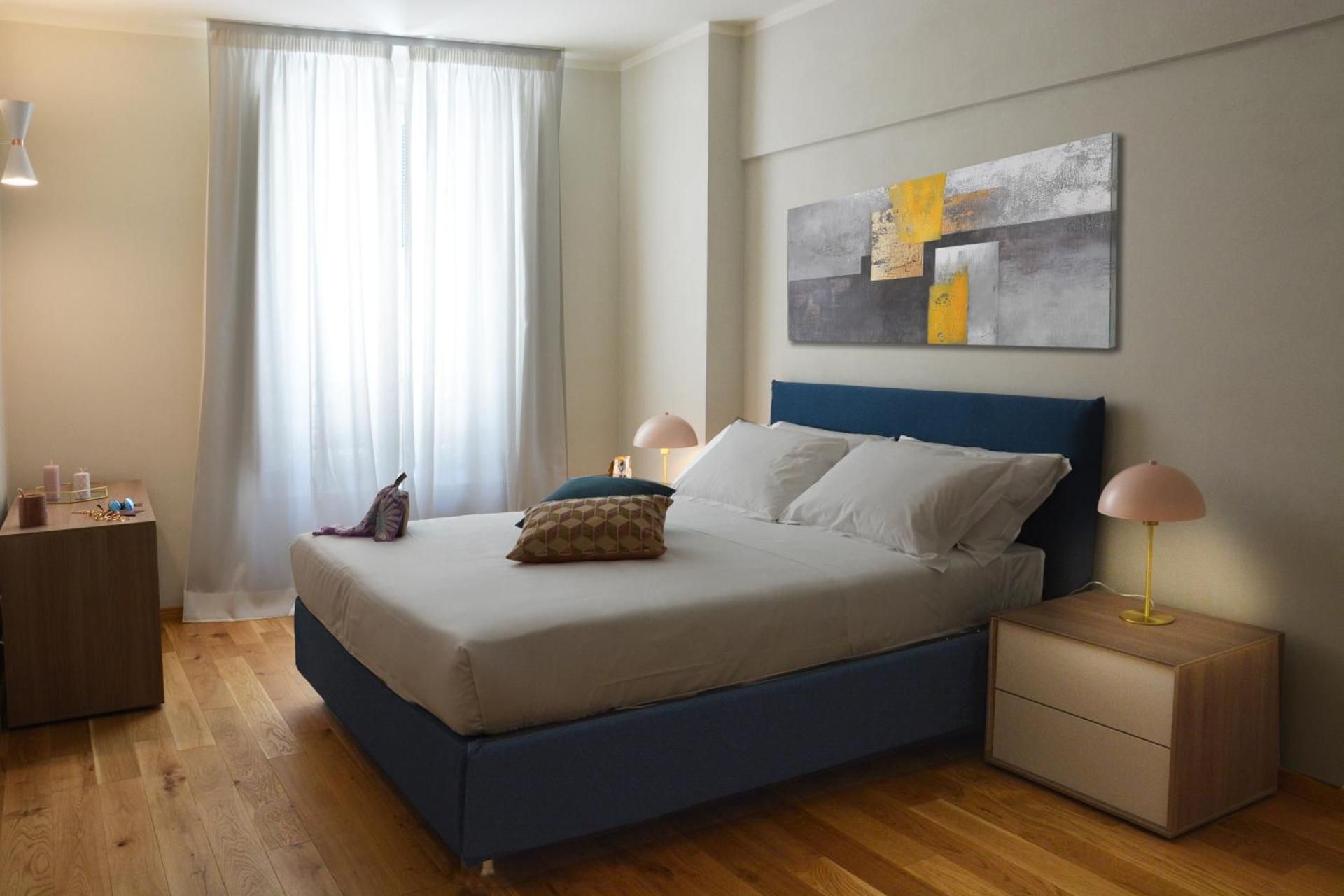Large One-Bedroom Apartment