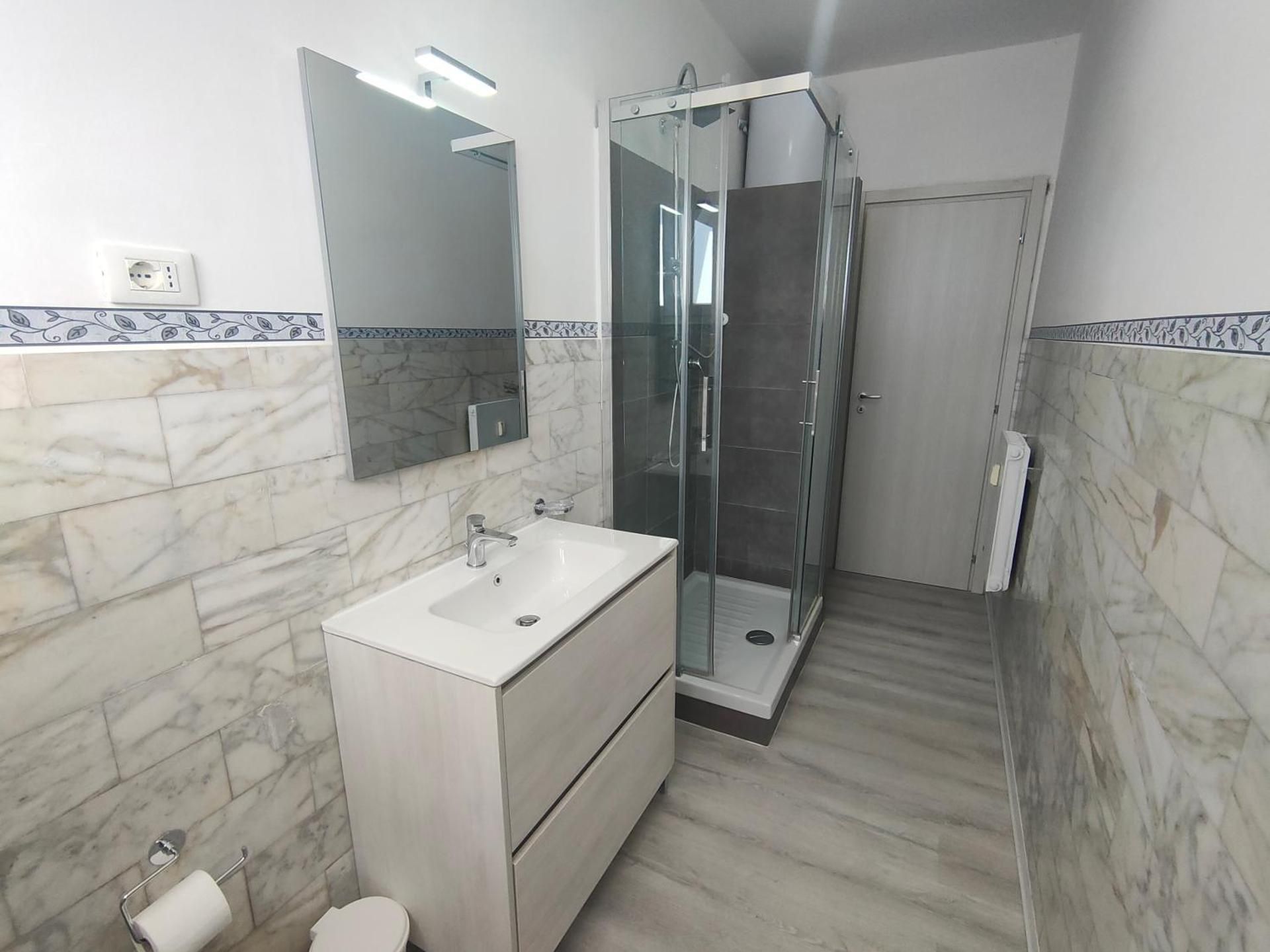 Deluxe Room (2 Adults + 1 Child)