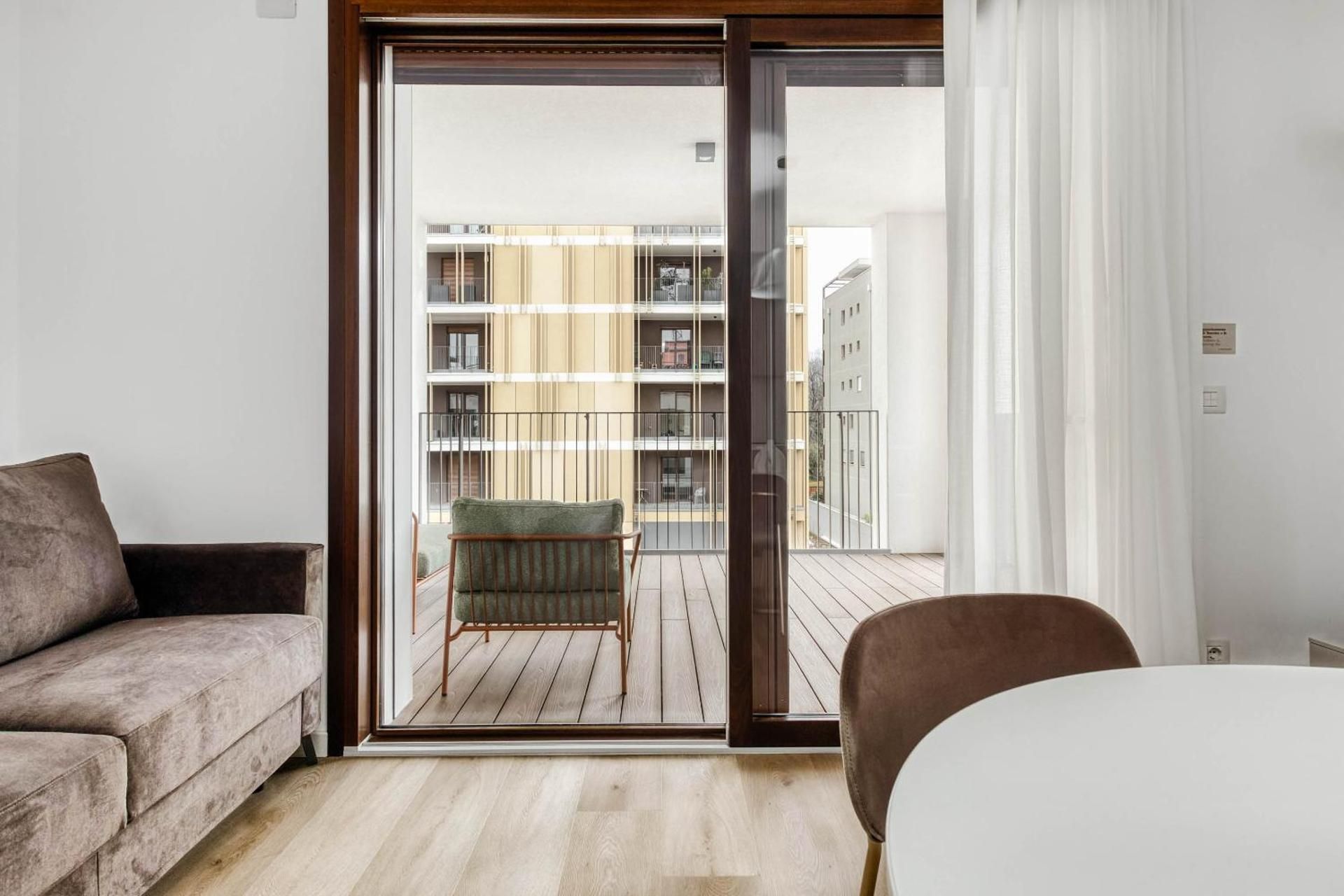One-Bedroom Apartment with Terrace