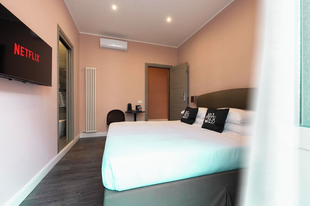 Standard Double Room, City View