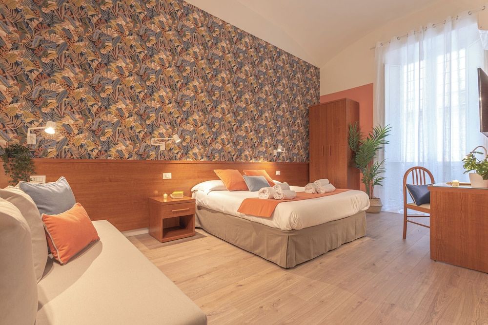 Superior Quadruple Room, 1 Double Bed with Sofa bed, Non Smoking, Private Bathroom