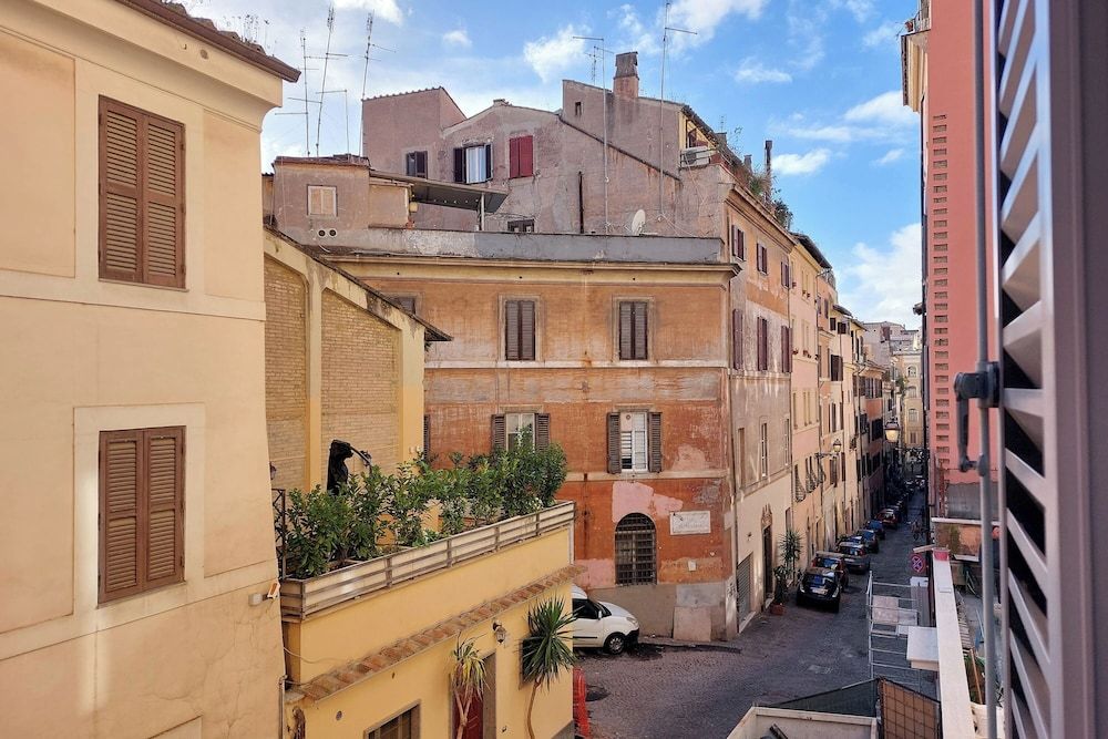 Monti Studio