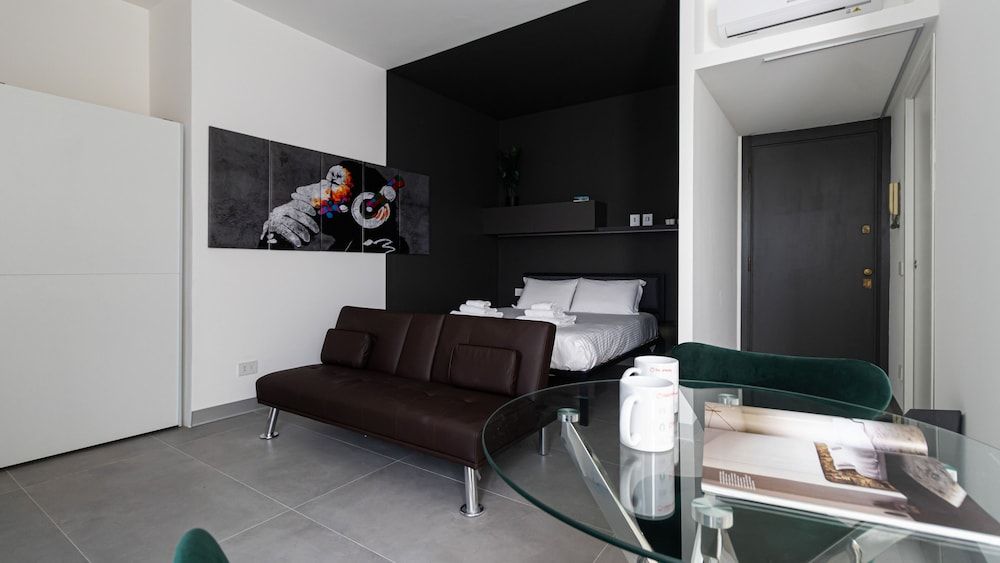 Apartment (1 Bedroom)