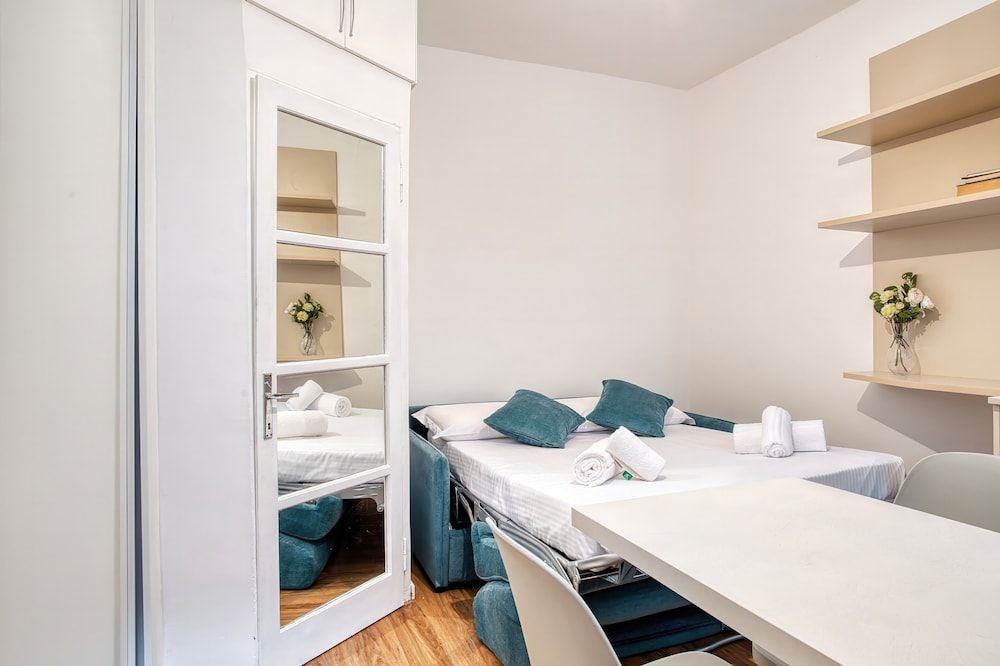 Compact studio near the City Centre