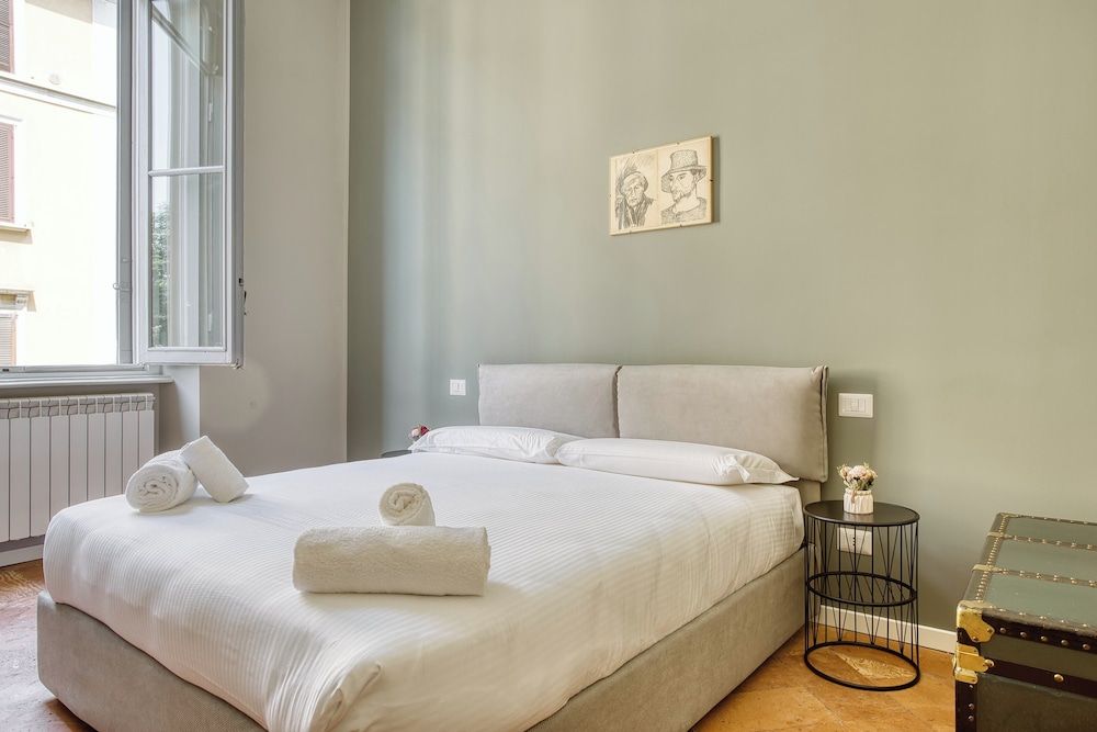 Apartment, Balcony