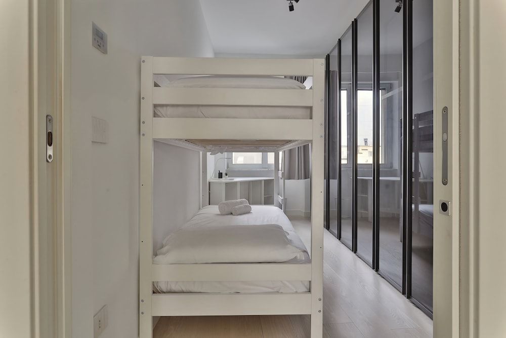 Comfort Apartment, City View