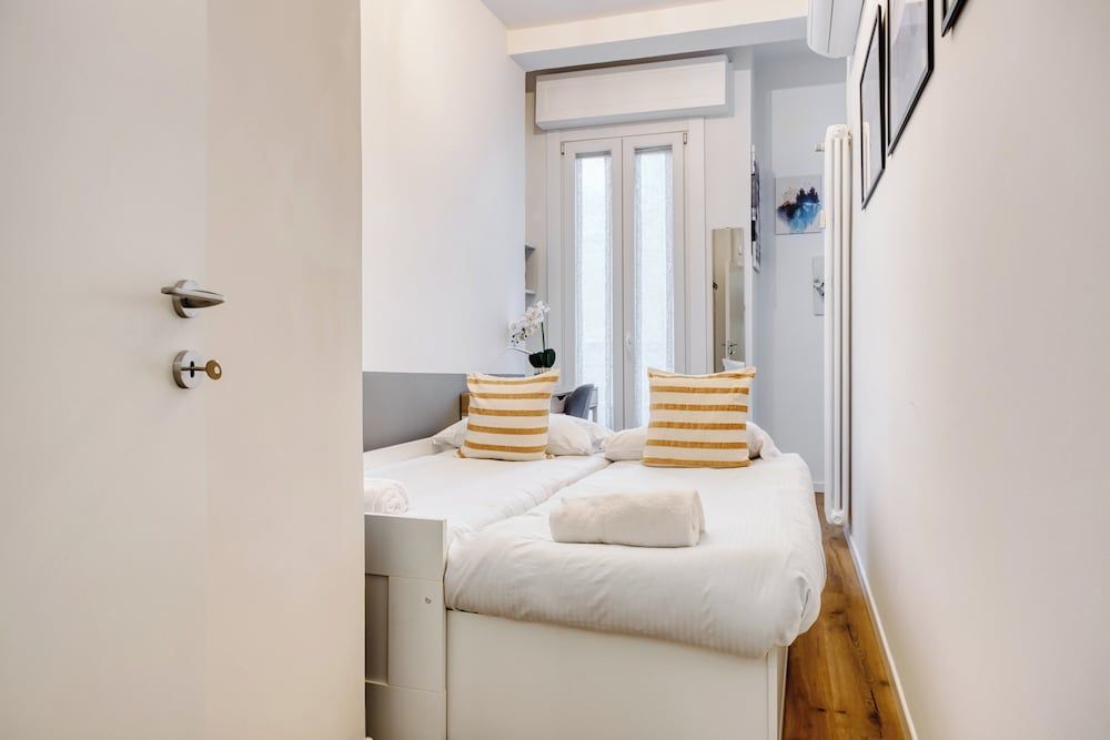 Comfort Apartment, City View