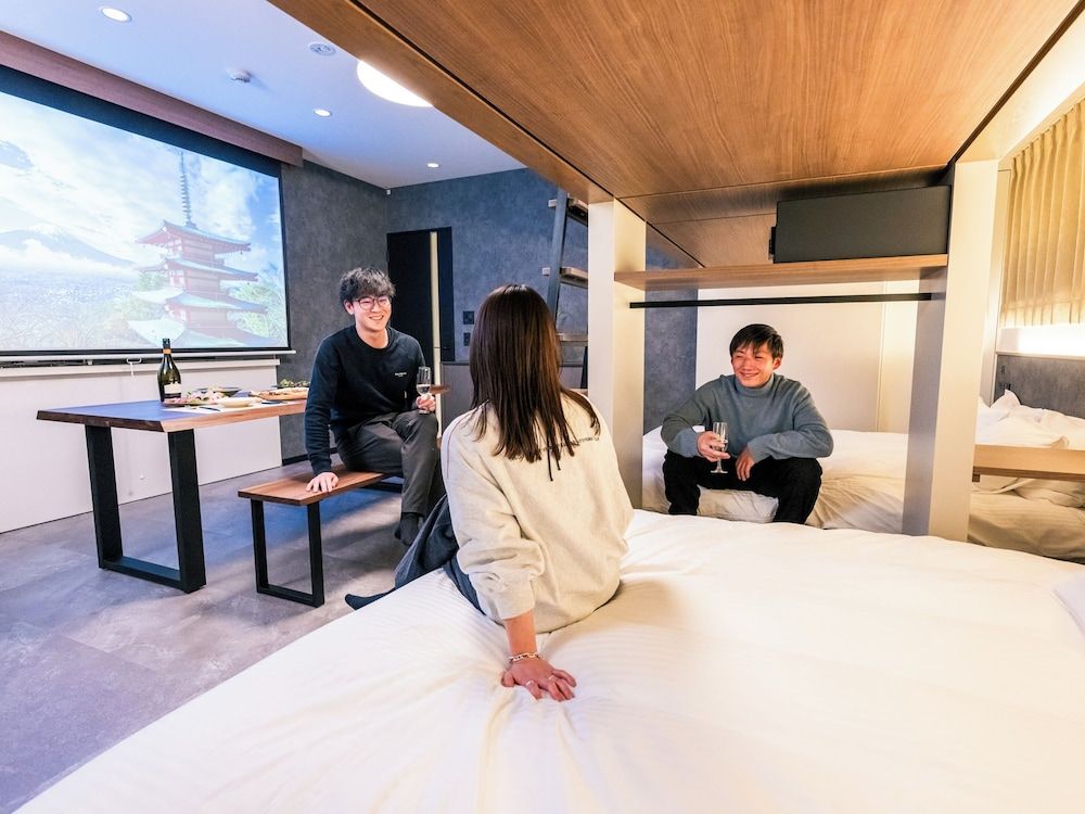 Premium Room, Non Smoking (projector include)