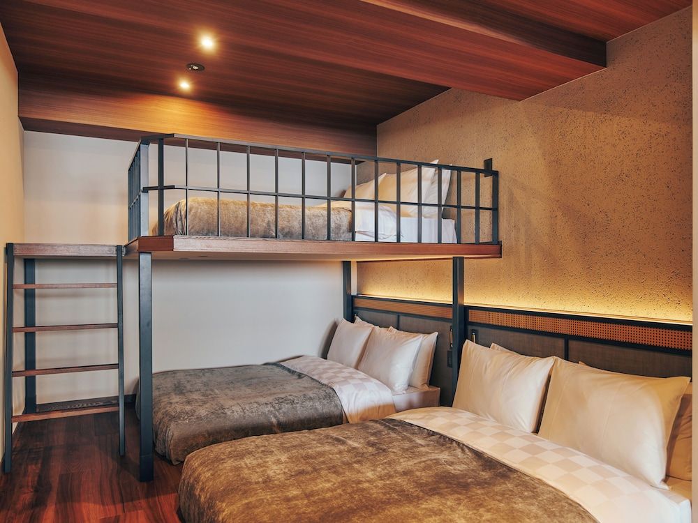 Deluxe Apartment, City View
