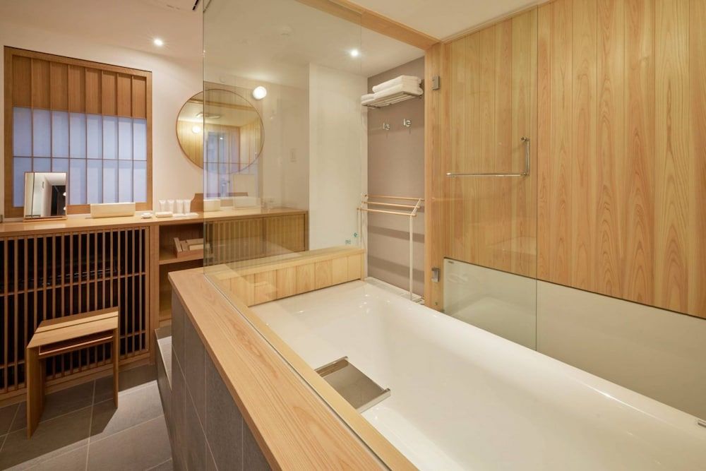 Premier Twin Room, Lounge access,Non-Smoking