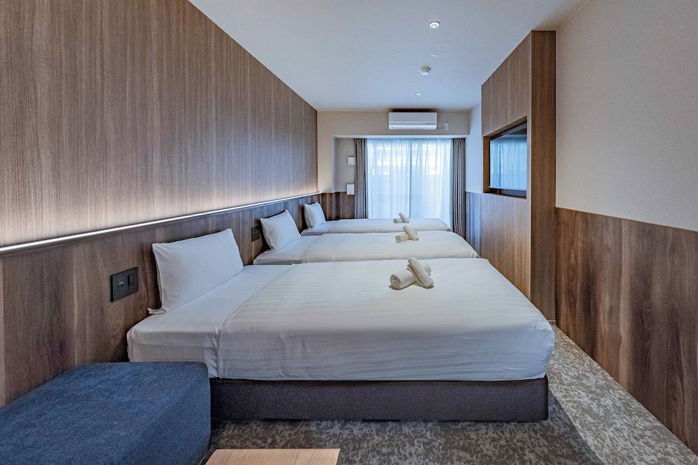 Standard Triple Room, Non Smoking, Balcony